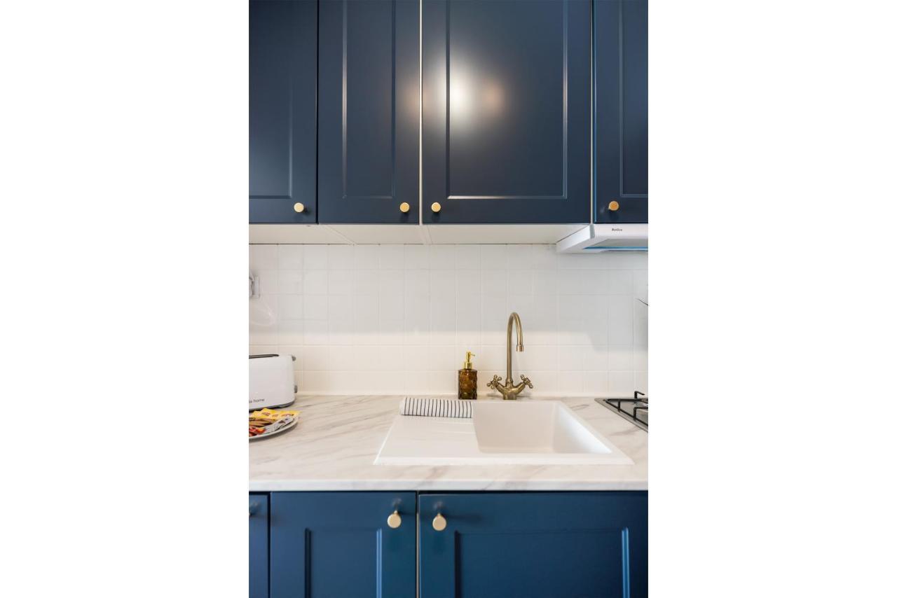 Metro Dworzec Gdanski Elegant Studio Apartment Warsaw Ngoại thất bức ảnh